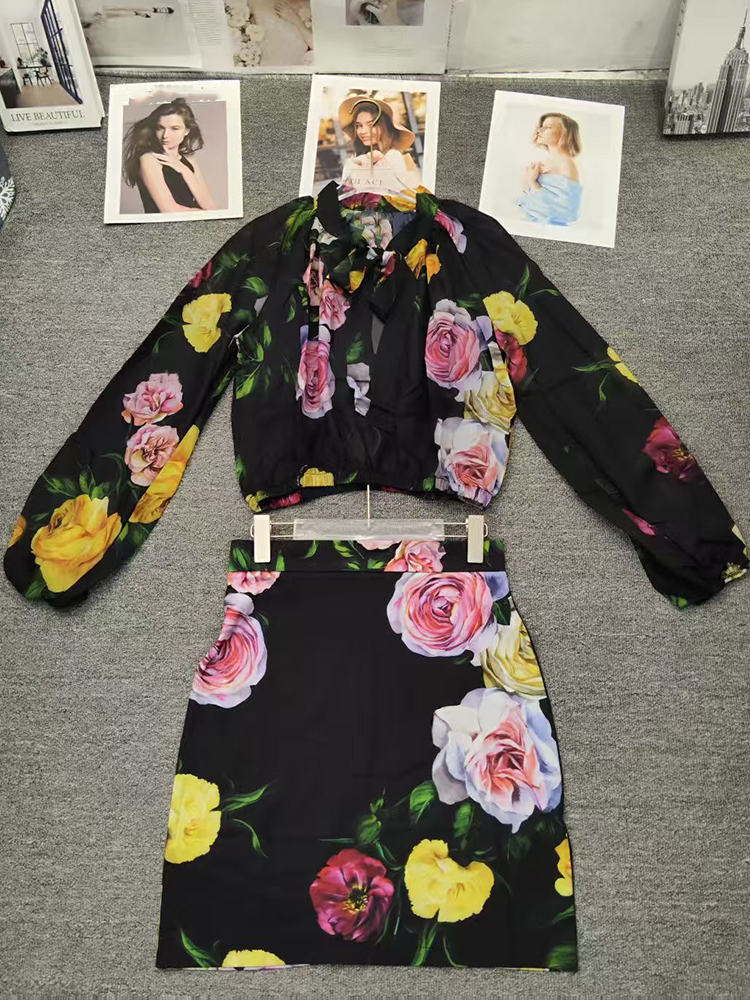 Retro flower print long-sleeve - Romper Floral Print ulasan dan harga